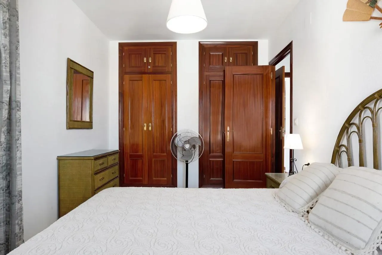 Apartamento Mercedes 科尼尔-德拉弗龙特拉